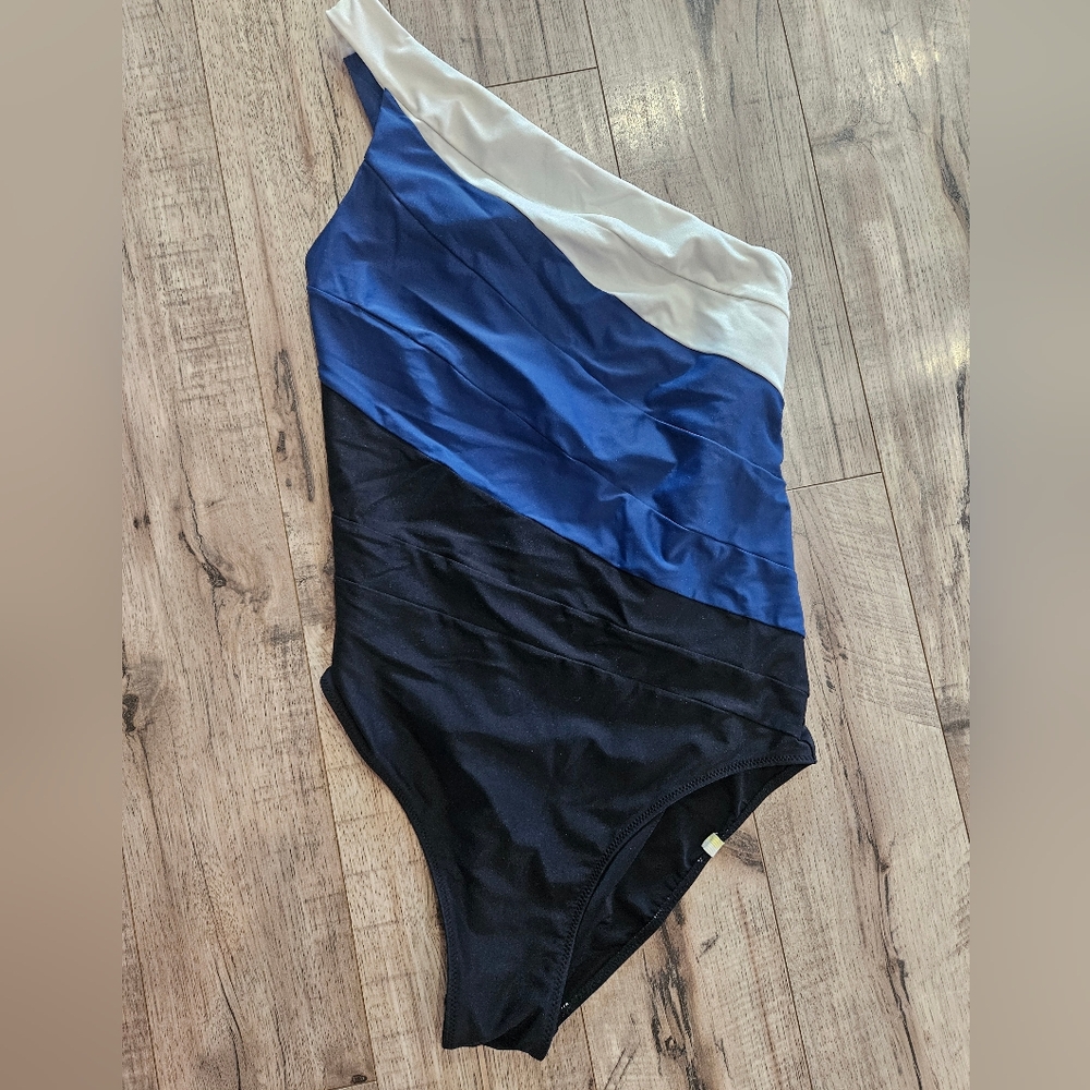 summersalt One-Shoulder Colorblock One-Piece Swimsuit in White, Blue, Black